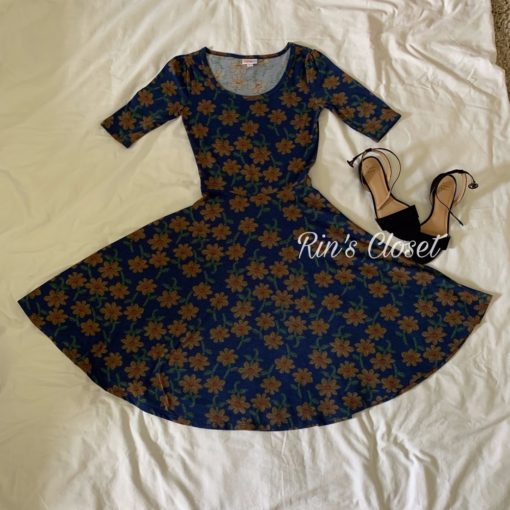 LuLaRoe Nicole floral Dress